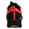 Dámska outdoorová obuv Salewa  Wildfire 2 Fluo Coral/Black